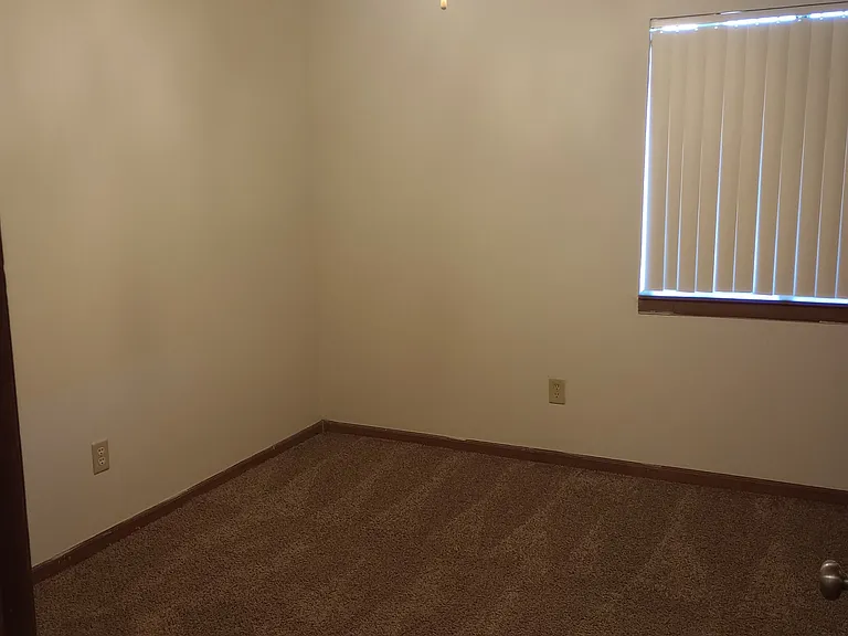 Marina Point Apartments — Photo 15