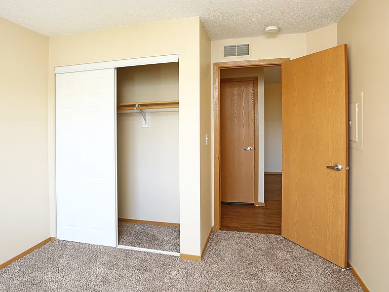 Westbrooke Apartments — Photo 16