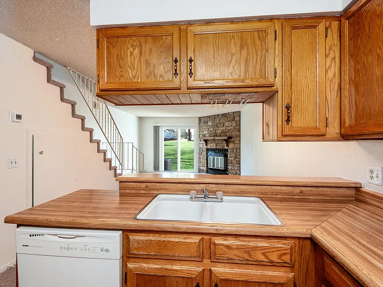 8972 W Dartmouth Pl — Photo 9