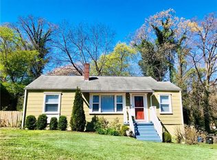 2191 Pinehurst Dr, East Pt, GA 30344