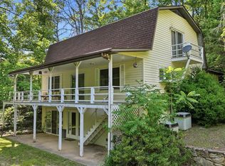 38 Pee Wee Branch Rd, Sylva, NC 28779