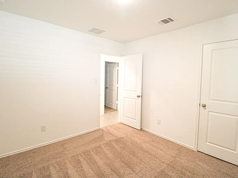 3642 Millbrook Way — Photo 23