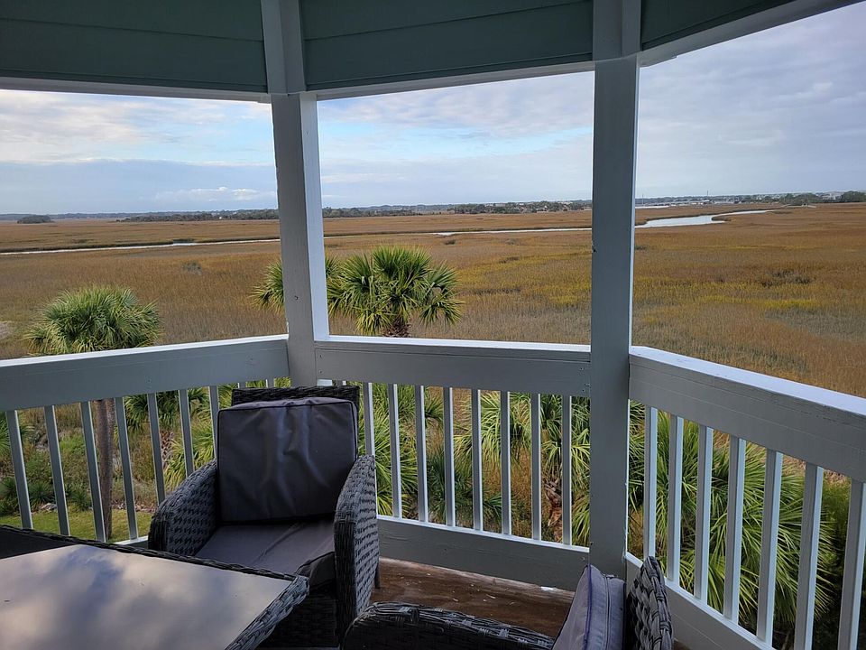 138 W Mariners Cay Dr, Folly Beach, SC 29439 MLS 22024321 Zillow