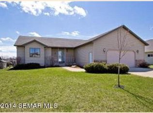 124 Penn Dr NW, Saint Charles, MN 55972