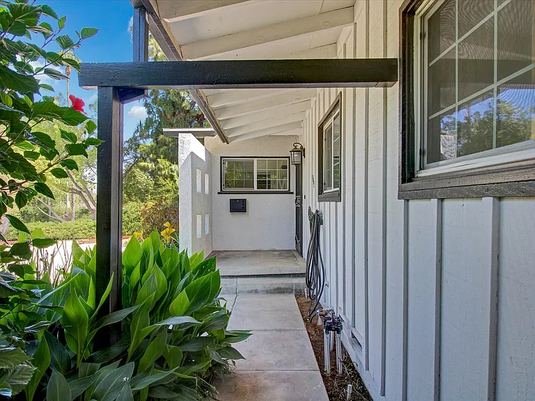 5330 Nottingham Rd — Photo 5