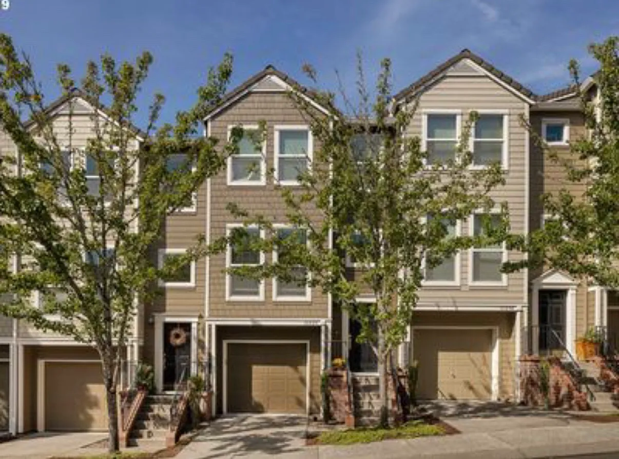 3 bed, 1781 sqft, $3,100 — Photo 1
