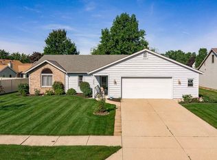 2825 Briar Rose Ct, Fort Wayne, IN 46815