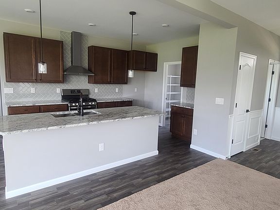 3rd image of 11543 Poppyseed Dr