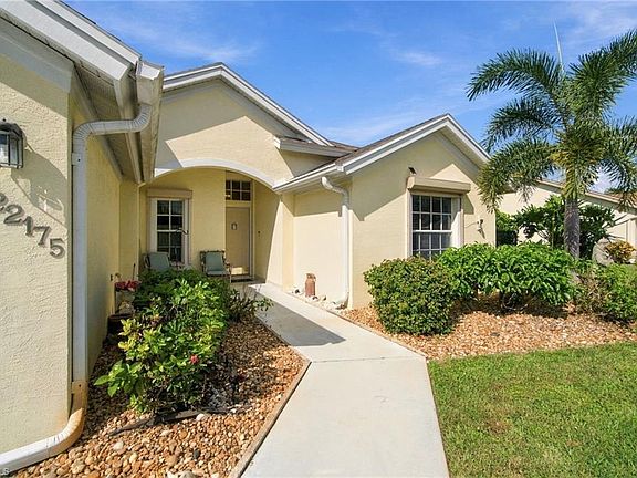 5th image of 22175 Seashore CIR