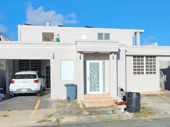 Urb Alturas De Villa Fontana Calle #2-C-15, Carolina, PR 00982