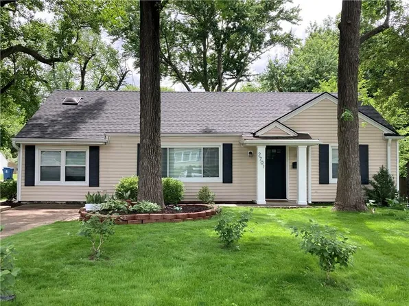 2701 W 75th Pl, Prairie Village, KS 66208