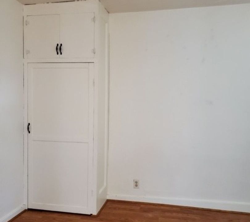 2nd image of 246 S Main St #1