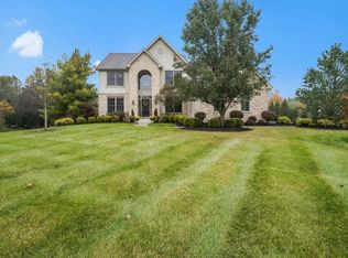 2690 Silverleaf Dr, Powell, OH
