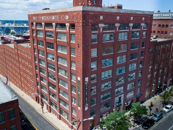 Bridgeview Apartments, 1300 W 9th St APT 917, Cleveland, OH 44113