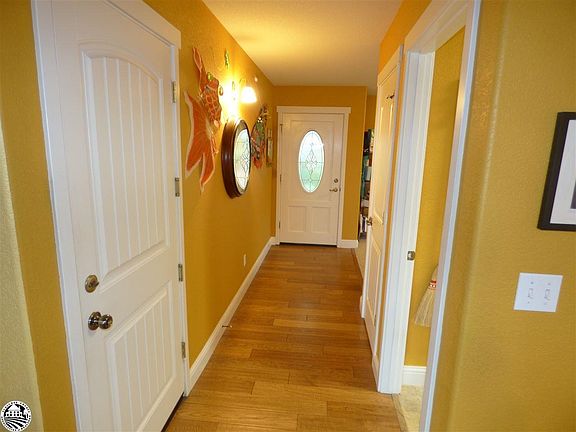 2nd image of 20240 Sommette Dr