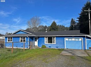 28218 Mateer Rd, Gold Beach, OR 97444