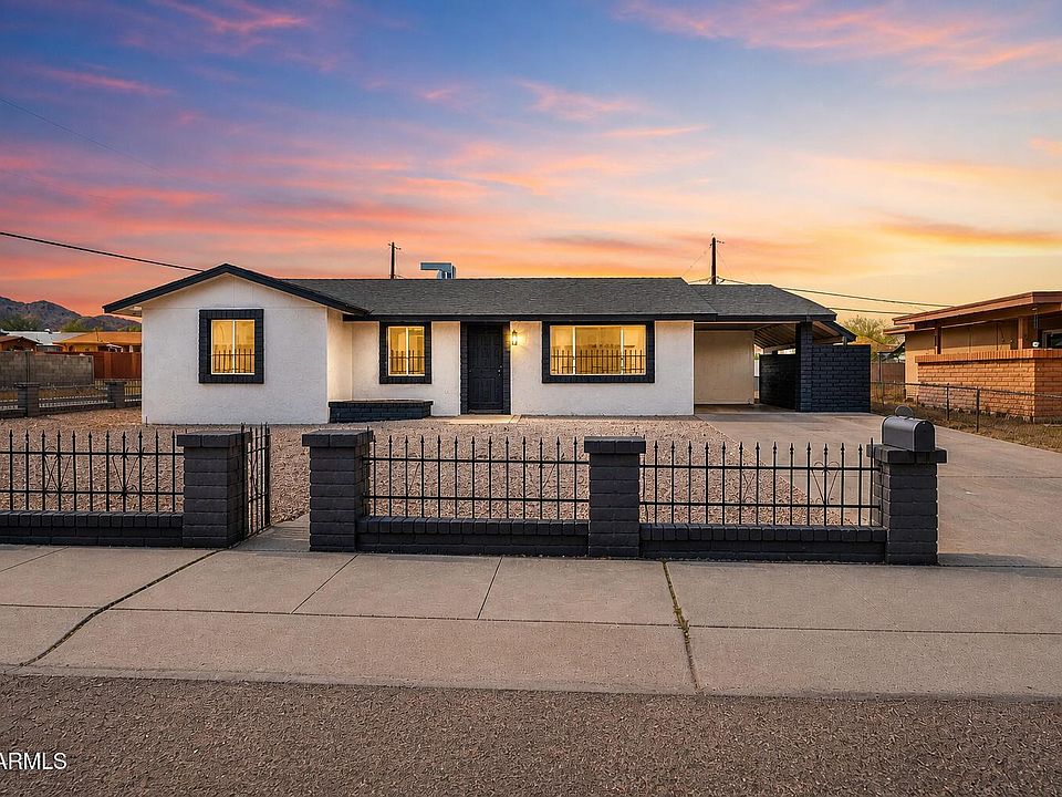 1st image of 301 W DESERT Drive