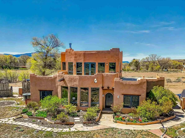 1044 Millicent Rogers Road, El Prado, NM 87529