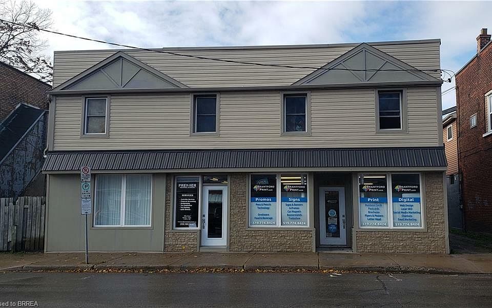 2nd image of 152 Market St