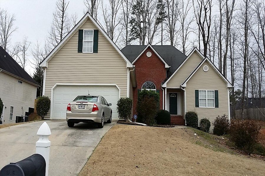 1st image of 4245 Hillsborough Dr
