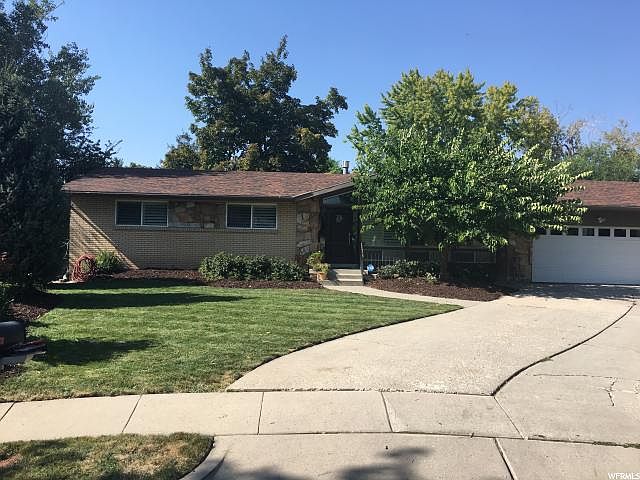 1st image of 1881 E Suzette Cir