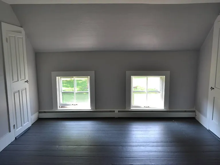 279 Pleasant St #B — Photo 9