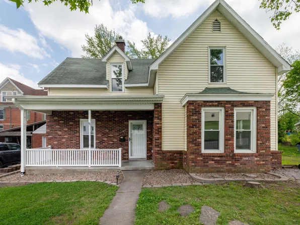 402 Morgan St, Anna, IL 62906