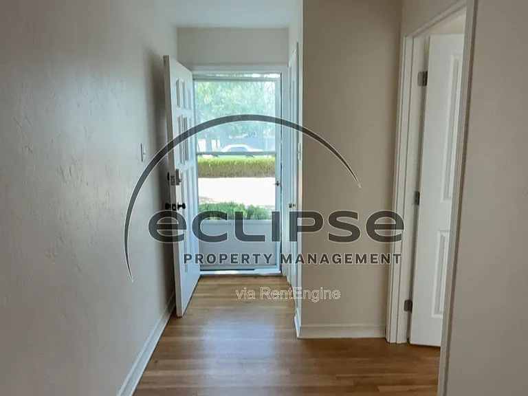 1250 Orchard Ave — Photo 4