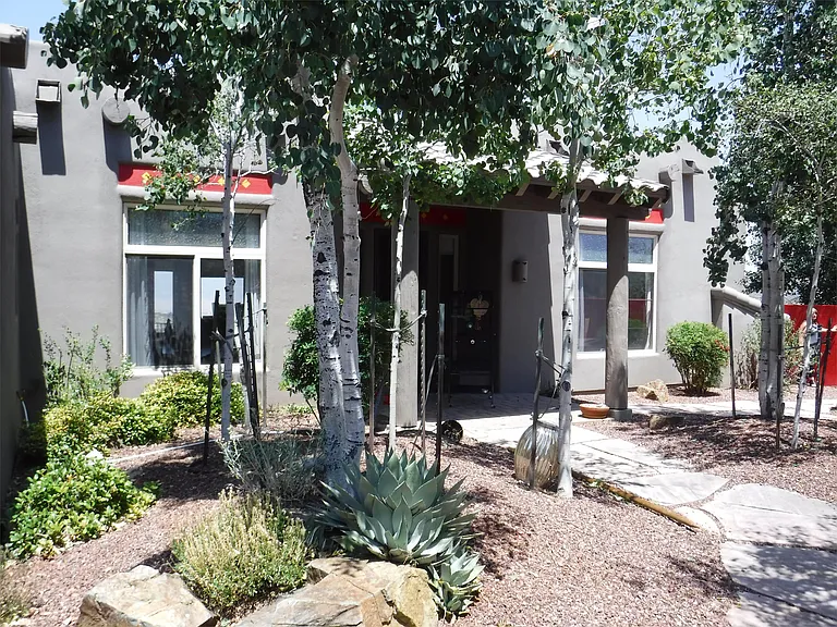 74 N French Dr — Photo 16