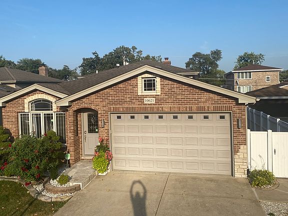 2nd image of 10621 S 81st Ave