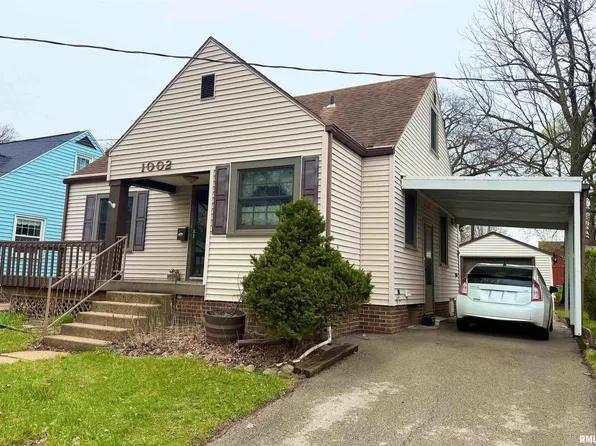 1002 E Willcox Ave, Peoria, IL 61603