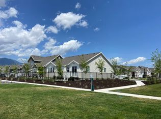 1310 E Salt Creek Peak #B, Eagle Mountain, UT 84005