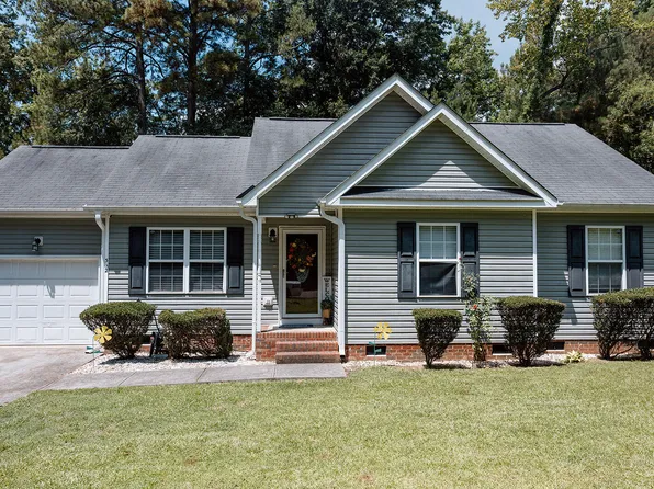 312 Crestview St, Sanford, NC 27330