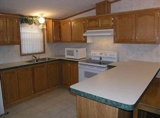 819 Raisin River Rd, Three Rivers, MI 49093