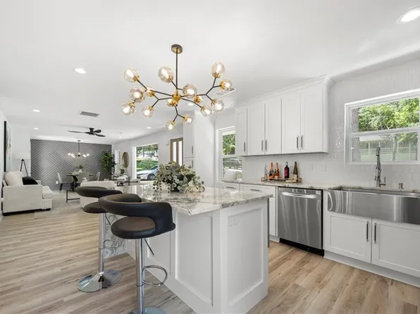 2319 Desmond Dr, Decatur, GA 30033