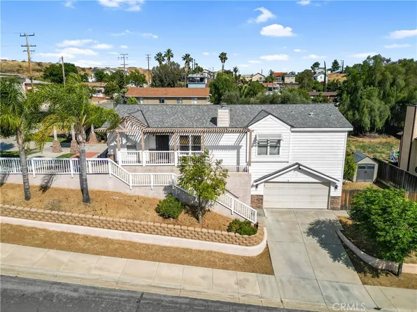 1212 W Pottery St, Lake Elsinore, CA 92530