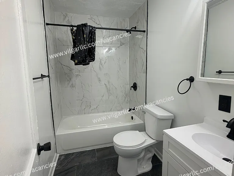 260 Van Buren St — Photo 11