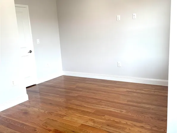 761 B 4th Street image 31 of 34