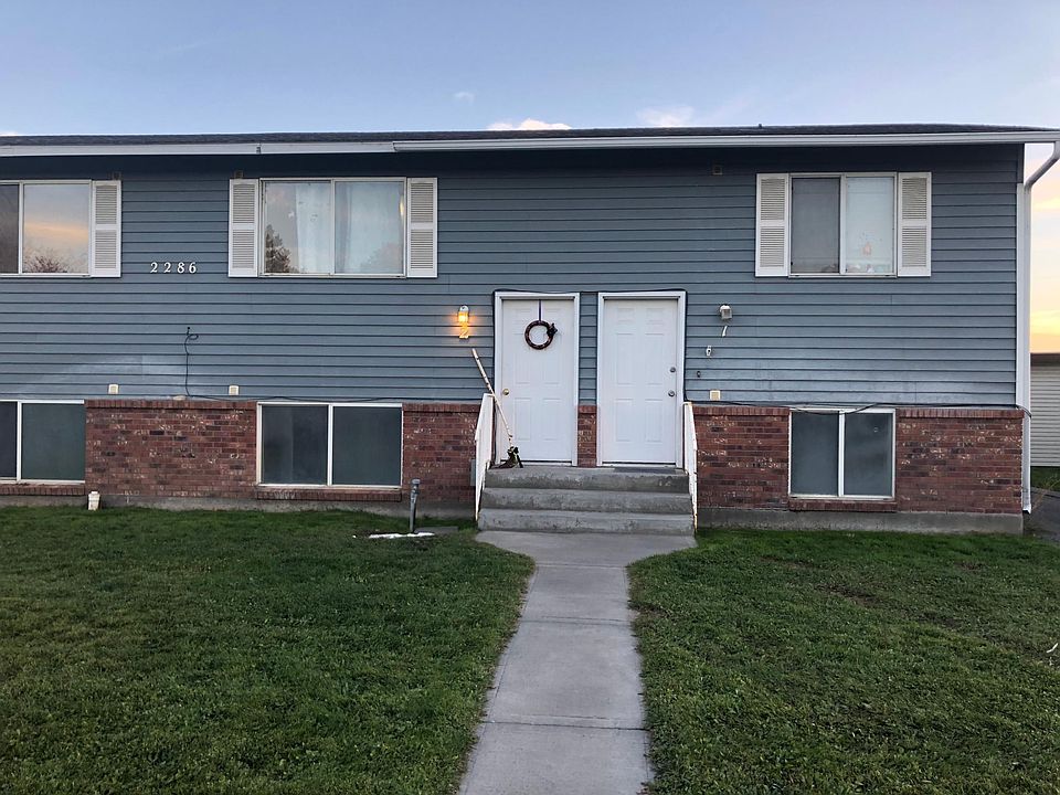 1st image of 2286 Stace St