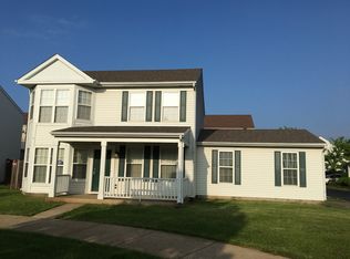 1082 Serendipity Dr, Aurora, IL 60504