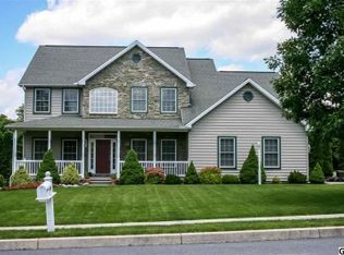 114 Lori Ln, Boiling Springs, PA 17007