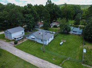 1344 Ralls Dr, Bismarck, MO 63624