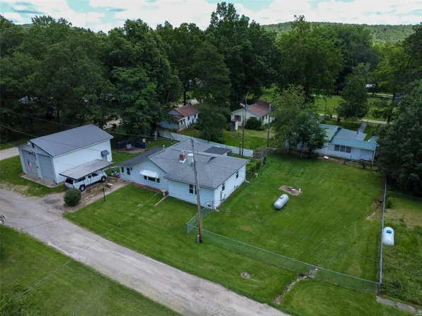 1344 Ralls Dr, Bismarck, MO 63624