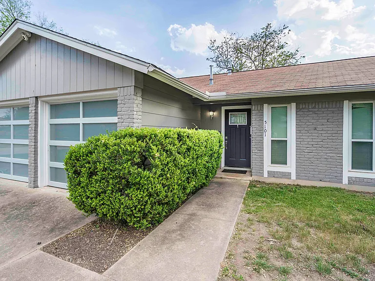 5101 Wayborne Hill Dr — Photo 2