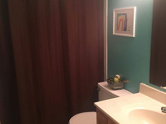5th image of 8887 Eagleview Dr APT 10