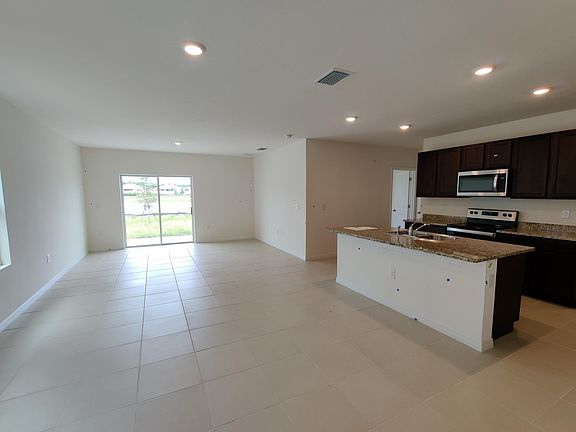 5th image of 36234 Canyonlands Dr