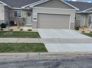 9171 Goodrich Dr, Monticello, MN 55362