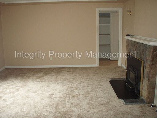 2nd image of 816 113th St S