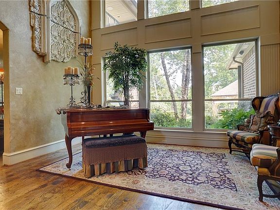 2nd image of 1617 Wicklow Ln