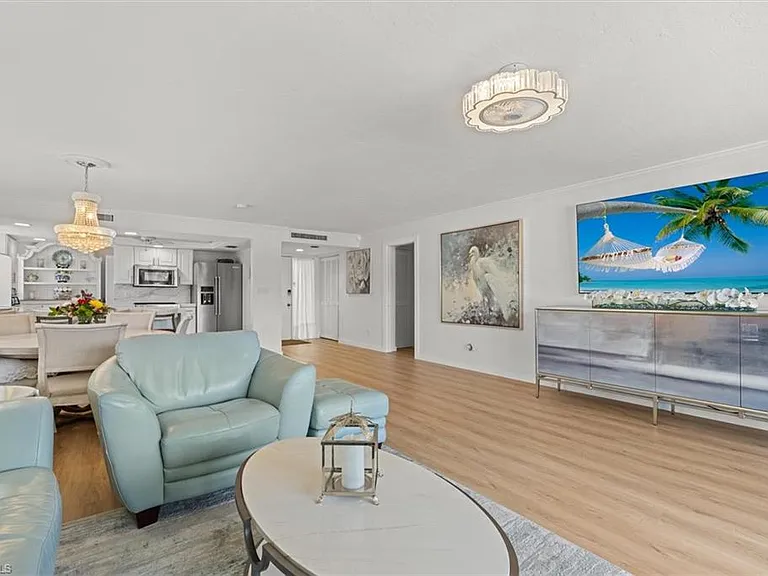 1400 Blue Point Ave #104 — Photo 33